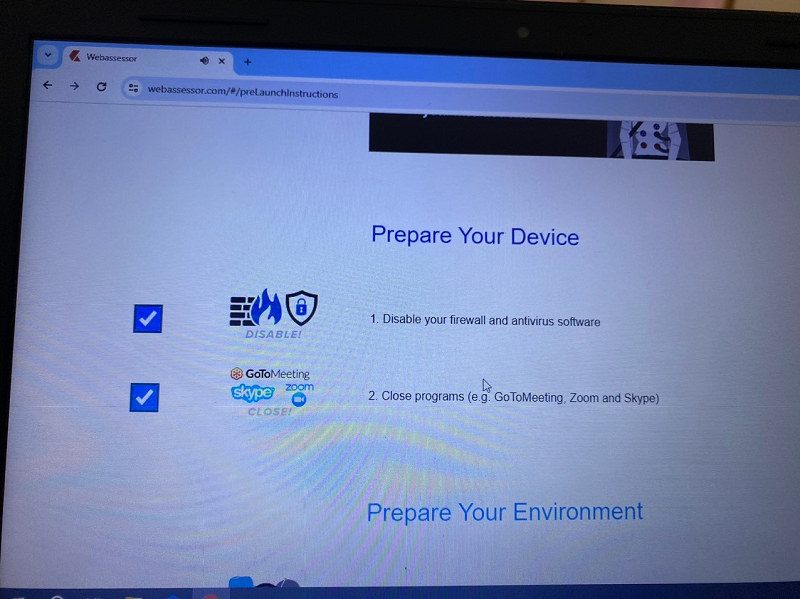 A computer screen with a messageDescription automatically generated